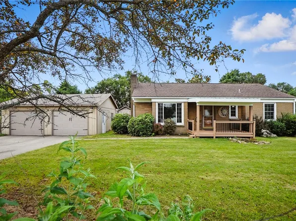 117 Gross Dr, Aliquippa, PA 15001