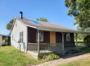 1007 Burge Rd, Centralia, IL 62801