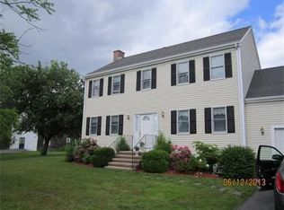 39 Worcester St, Taunton, MA 02780