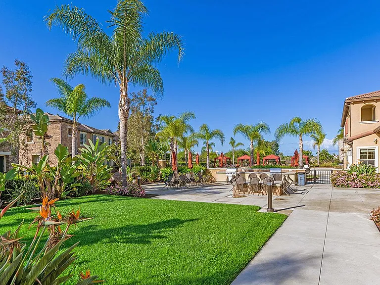 10667 Golden Willow Trl #150 — Photo 38