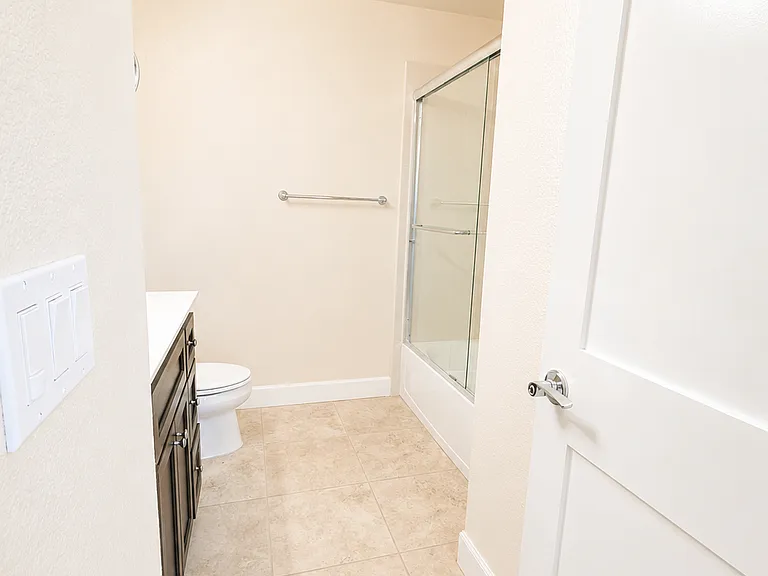 3rd Floor: Second In-suite bathroom