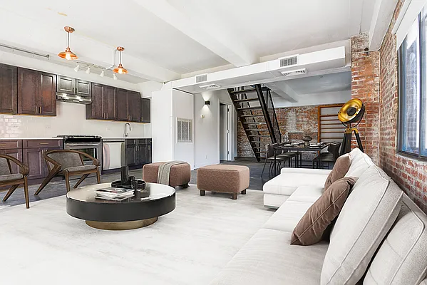 Rented by Brick&Mortar | media 44