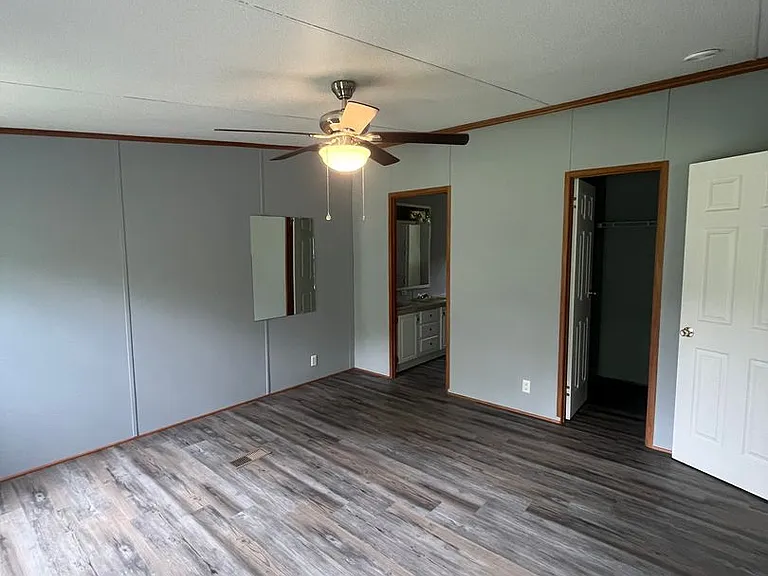 1816 Switzer Green Pond Rd #B — Photo 12