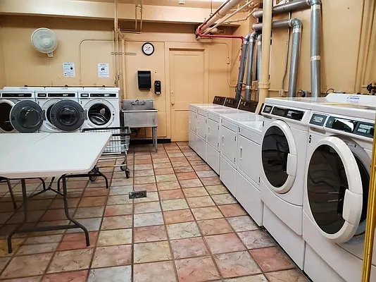 Rented by Apartment Luxe Realty Group, Inc | media 42