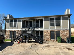 8121 Foxfire Ln, White Settlement, TX 76108