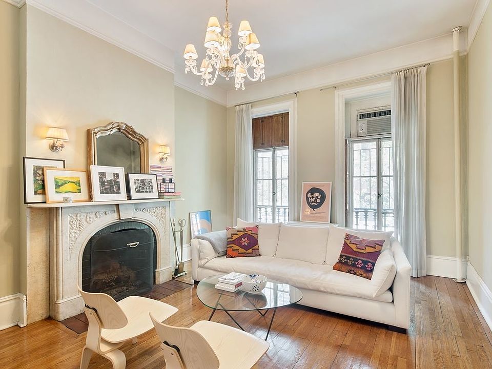 1st image of 48 Charles St #1
