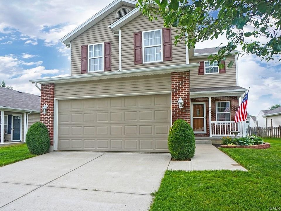 1st image of 926 Brookwood Dr