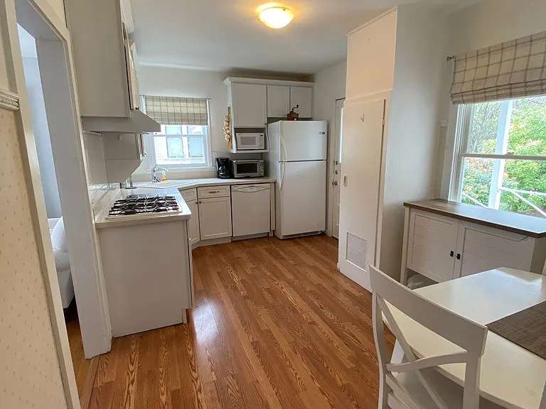 300 W Austin St #--- — Photo 11
