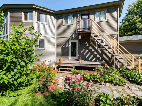 295 Ten Stones Circle, Charlotte, VT 05445