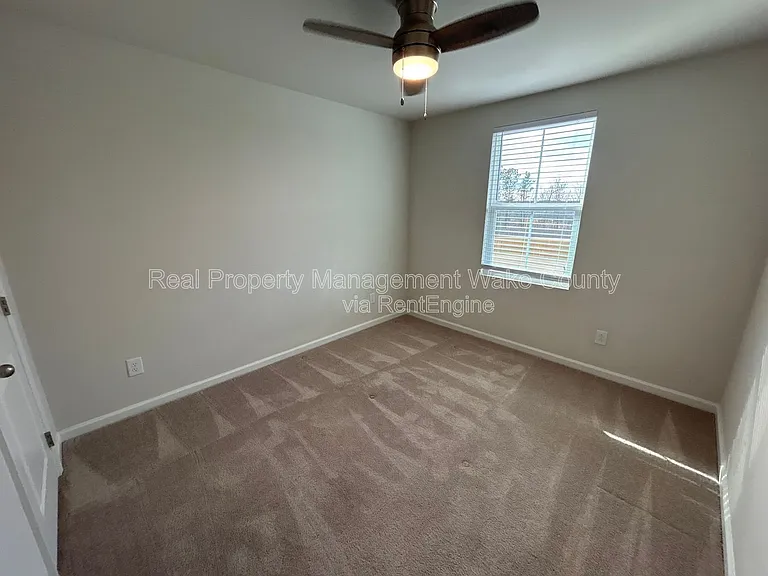 262 Hunting Wood Dr — Photo 21