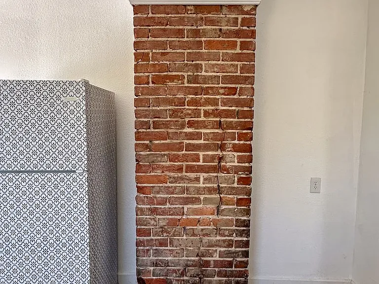 821 S Campbell Ave #B — Photo 16