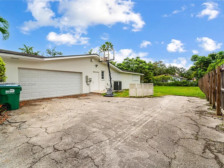 7970 SW 146th St — Photo 39