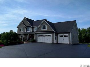 7179 Northacres Ln, Ontario, NY 14519