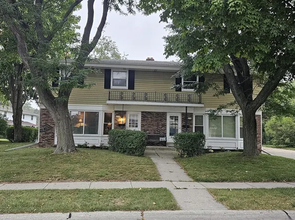 5538 Rainbow DRIVE #5540, Greendale, WI 53129