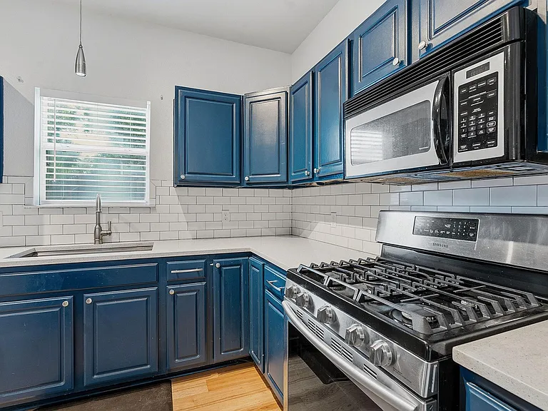 2720 Oak Springs Dr — Photo 9