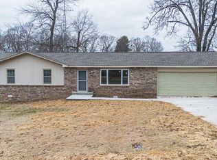 442 Whispering Oaks Loop, Mayfield, KY 42066