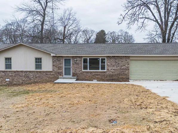 442 Whispering Oaks Loop, Mayfield, KY 42066