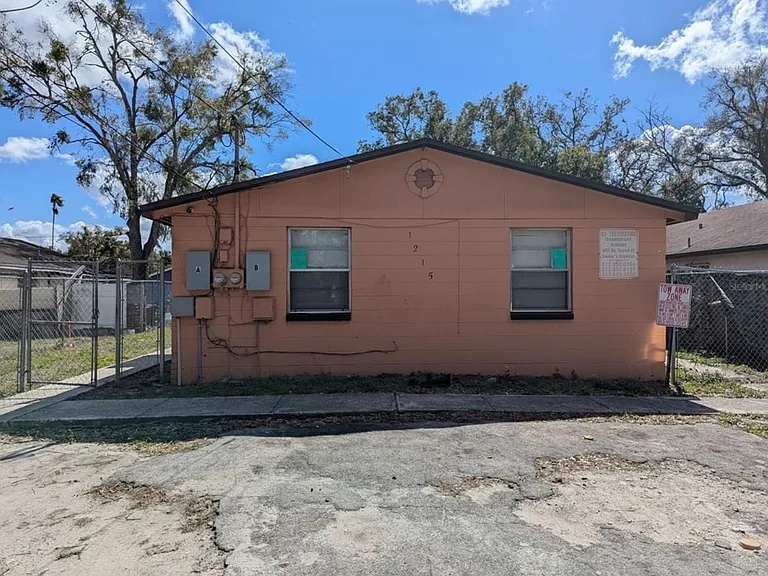 1215 E 108th Ave #A — Photo 1