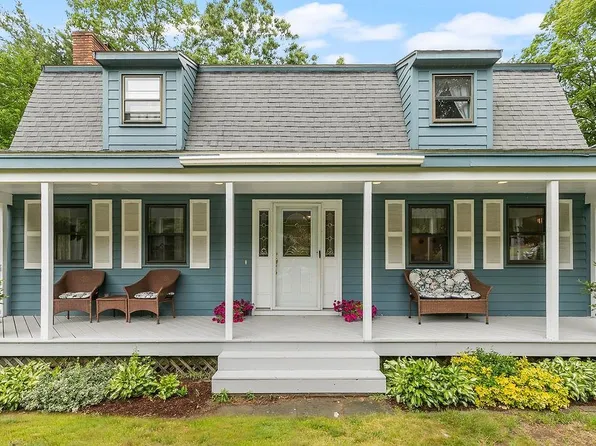 9 Country Road, Hampstead, NH 03826