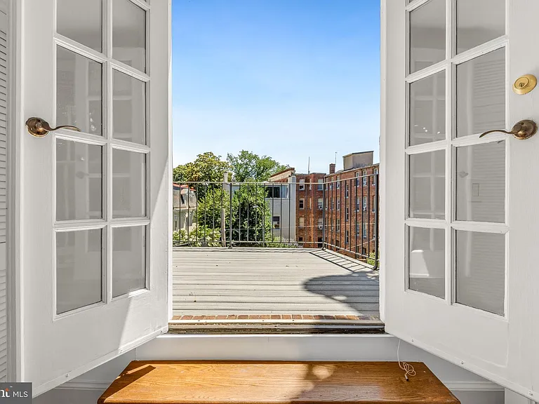 3044 Cambridge Pl NW — Photo 14