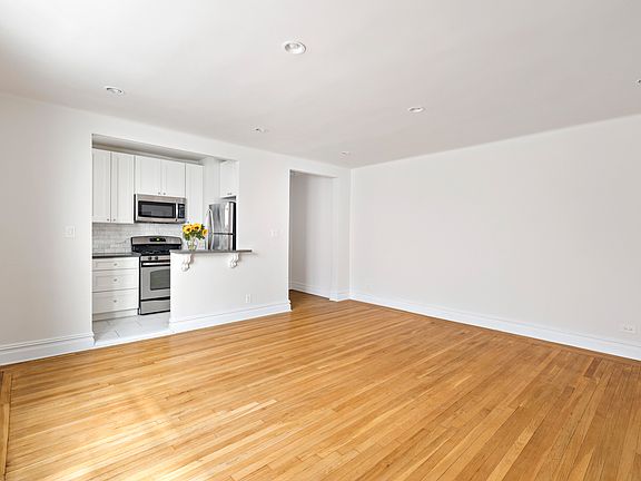 2nd image of 245 E 37th St APT 3c