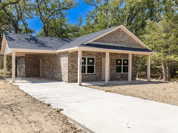1005 Hillburn Dr, West Tawakoni, TX 75474