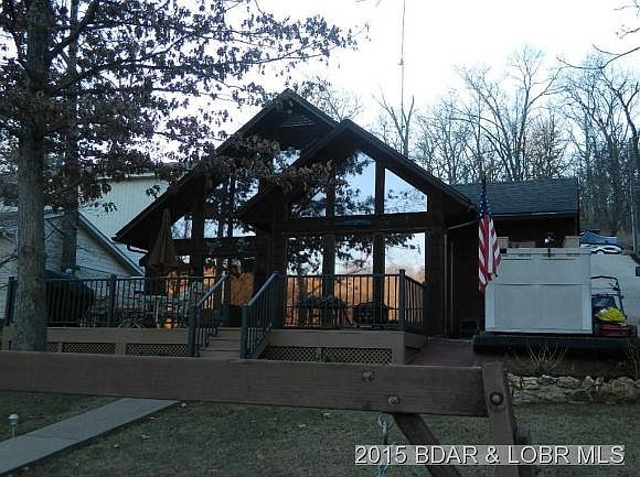 1st image of 352 Eagle Creek Dr