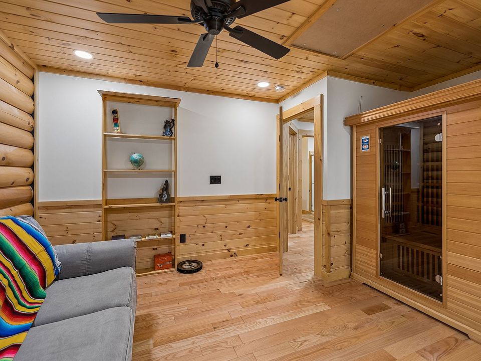 28th image of this home