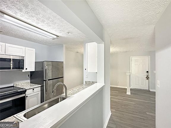 5th image of 5304 Waldrop Pl