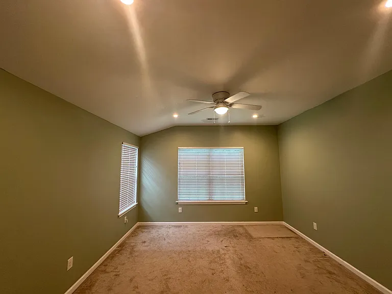 2141 Jeffrey Dr — Photo 8