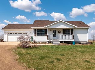 8330 Palomino Dr, Bismarck, ND 58504