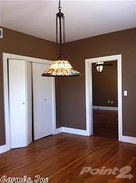 4th image of 1501 Oak Grove Ave