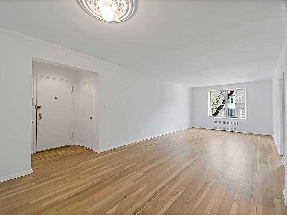 1st image of 350 E 30th St APT 4C