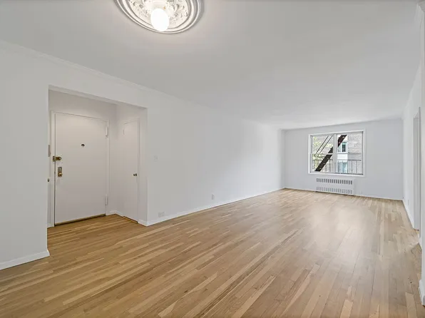 350 E 30th St APT 4C, New York, NY 10016