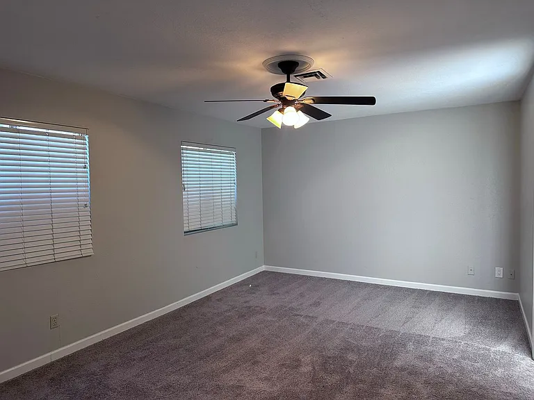 4910 W Gail Dr — Photo 22