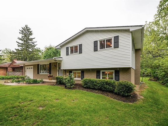 2nd image of 608 Ironwood Dr