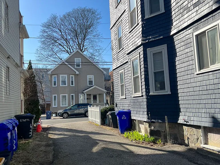45 Montfern Ave #1 — Photo 6