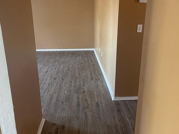 5th image of 2871 Wheelwright Dr #C2