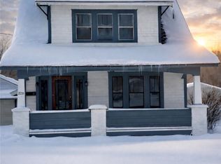 225 W Wood St, Lowellville, OH