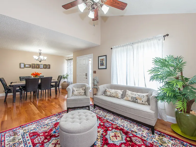 3316 Park Pl — Photo 2