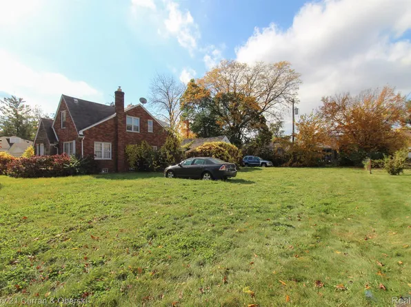 19939 Sorrento St, Detroit, MI 48235