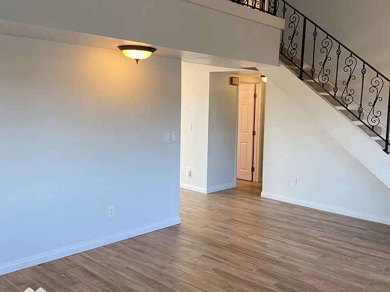 8239 Water View Ct — Photo 7