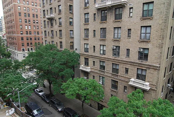 Rented by Building Equity Management LLC | media 49