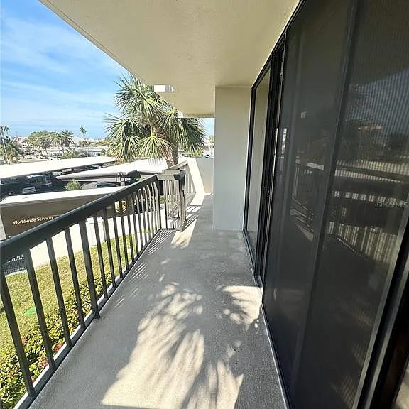 400 Island Way #206 — Photo 34