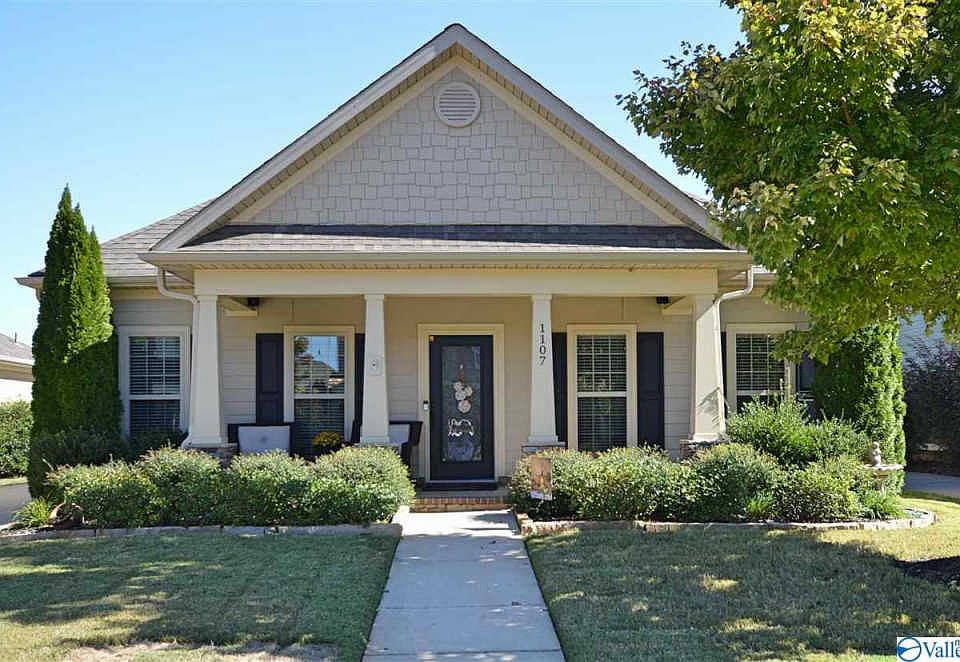 1st image of 1107 Pegasus Dr NW