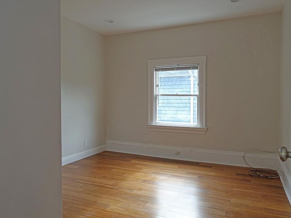 Bedroom #1