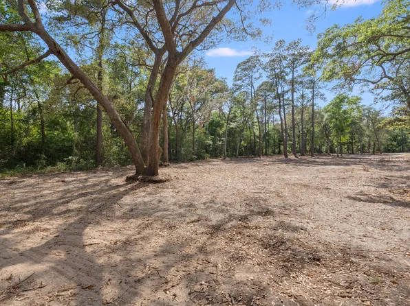 McDaniels Fishcamp Rd, Freeport, FL 32439