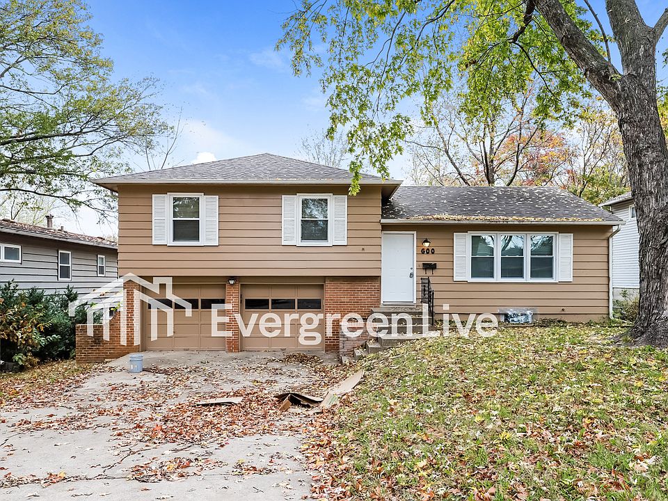 1st image of 600 E 91st St