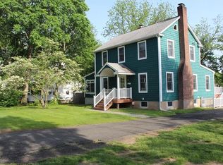 33 Convent Rd, Nanuet, NY 10954