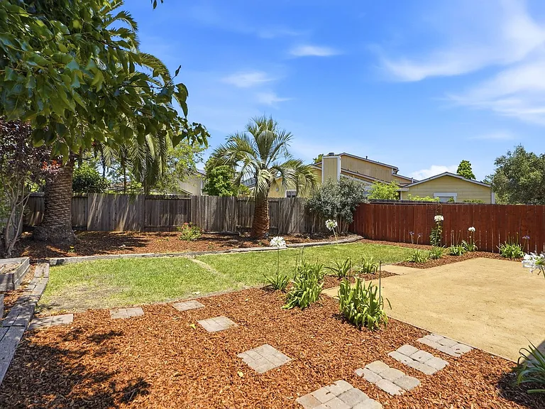 1775 Northstar Dr — Photo 22